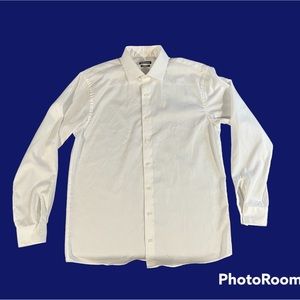 Men’s white Kenneth Cole reaction, dress shirt, size 16 34-35